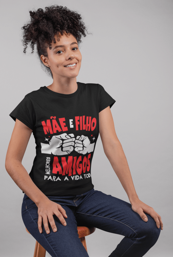 ESTAMPA MÃE E FILHO CAMISA