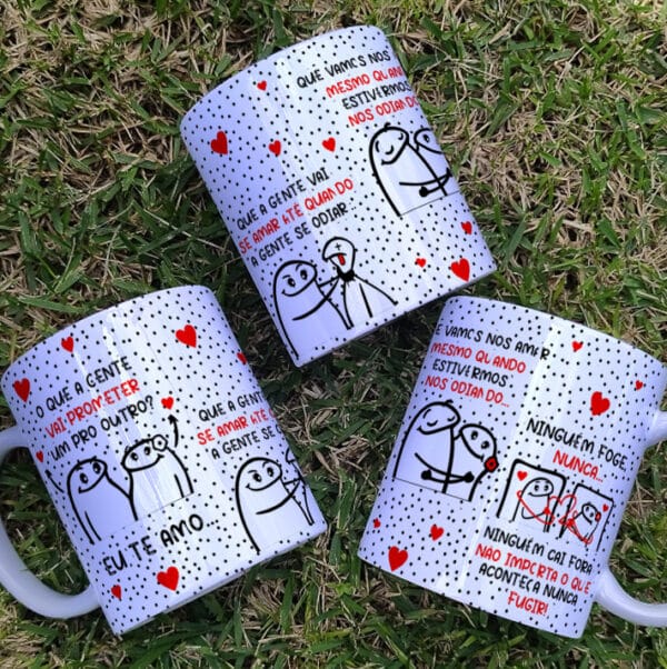 ESTAMPA FLORK AMOR CANECA